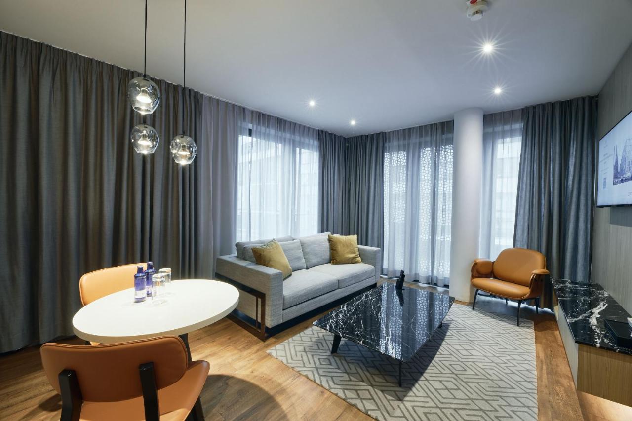 Fourty Three Luxury Serviced Apartments Dusseldorf Bagian luar foto